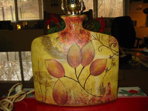 Antique Ceramics Table Lamp Vase Painted Leaves senery, shaded - Picture 6 of 7