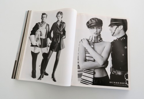 Elle Italia Magazine Ottobre 2001 Moda Fashion Grandi Stilisti 916 Pages - Foto 13 di 24