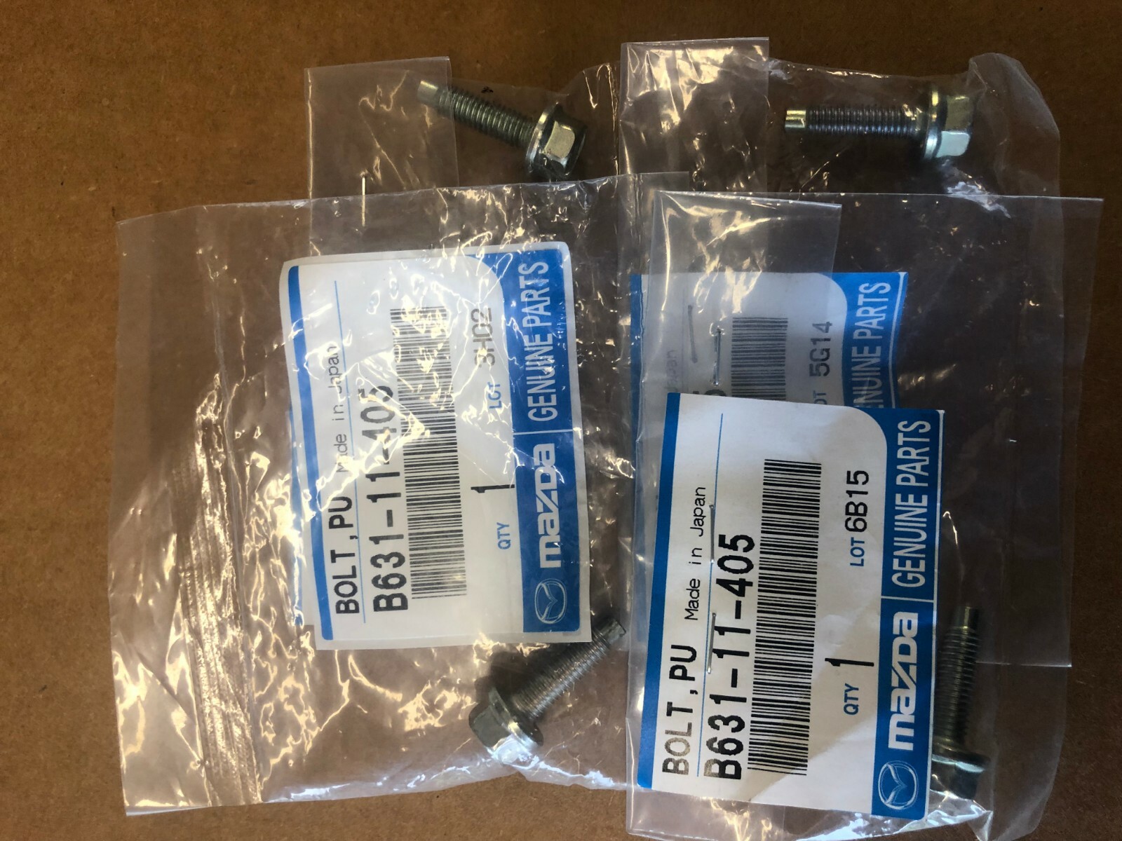 New OEM '90'91 Mazda Miata short nose crank Harmonic balancer bolts