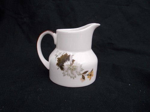 Royal Doulton WESTWOOD Cream Jug. Capacity ¼ pint