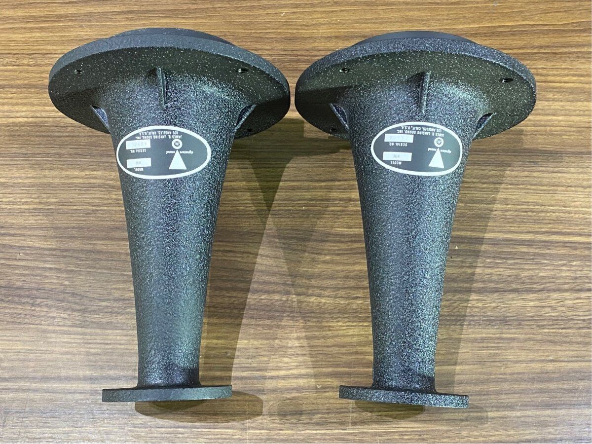 JBL H91 HORN PAIR GOOD CONDITION CAN BE INSTALLED ON DRIVERS JBL H91 HORN PAIR GOOD CONDITION CAN BE INSTALLED ON DRIVERS
