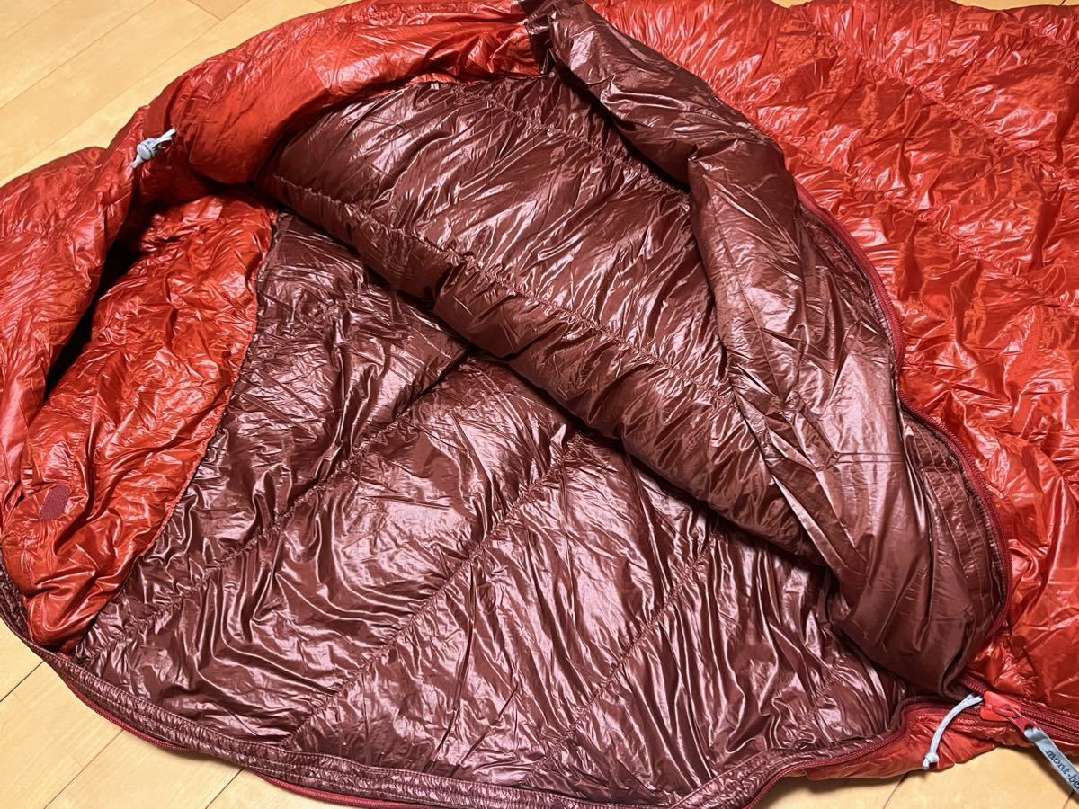 Mont-Bell Down Hugger 800 #0 Long Sleeping Bag w/Strenge Bag Mont-Bell Down Hugger 800 #0 Long Sleeping Bag w/Strenge Bag