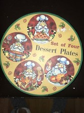 Santa's Workbench Set Of 4 Christmas Santa Chef Dessert Plates w/ Box 8"
