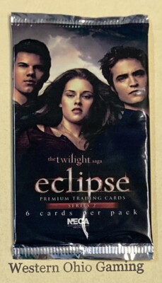 The Twilight Saga Eclipse Series 2 Premium Trading Card Pack NEW