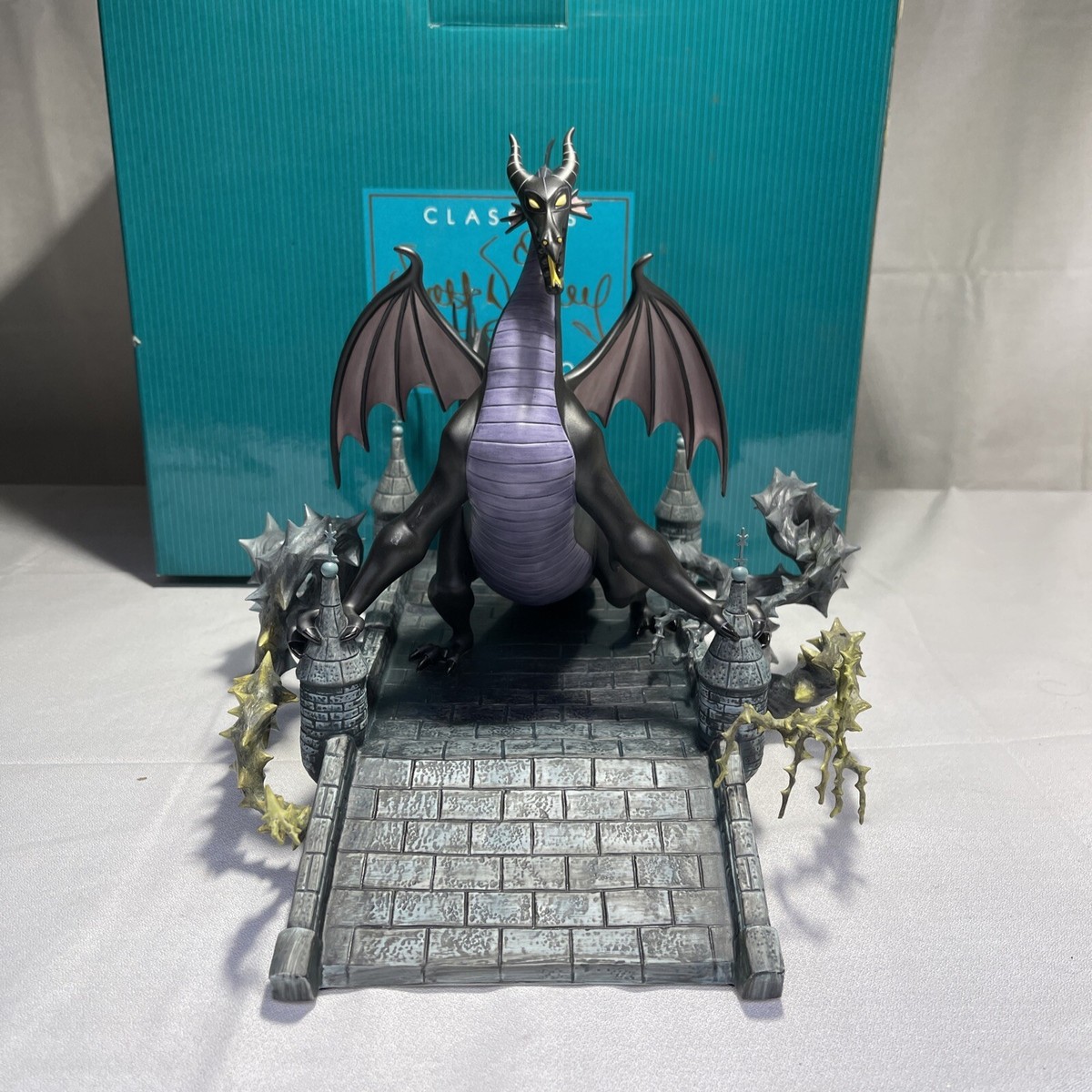 黒*猫様 WDCC マレフィセントMaleficent as Dragon 限定 黒*猫様 WDCC マレフィセントMaleficent as Dragon 限定 - メルカリ