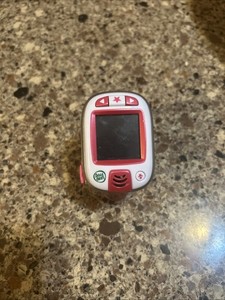 LeapFrog LeapBand Kid's Pink Strap 1.44" Display Learning Tracker Not Tested