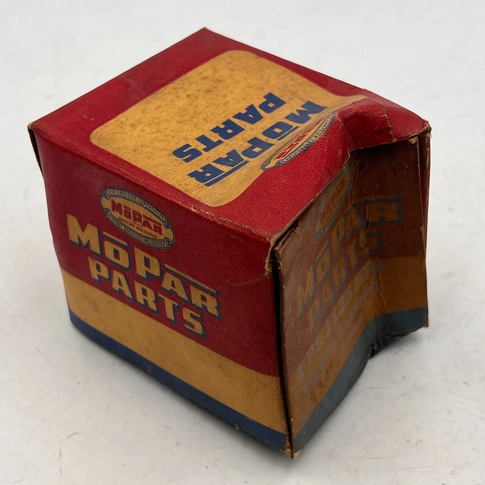 Новый из старых запасов пылесос Mopar Advance 1941 Thru 1950 Plymouth Dodge Desoto Chrysler 1135576 - Изображение 2 из 4