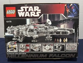 LEGO Star Wars: UCS Millennium Falcon (10179) 
