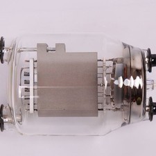 Electronic Vacuum Tube High Frequency Oscillating Emission Tube FU-33 833A/C 