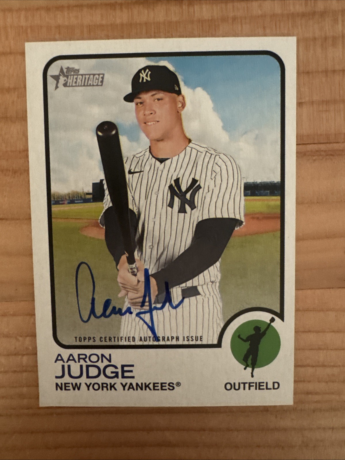 2022 Topps Heritage Real One Auto Aaron Judge