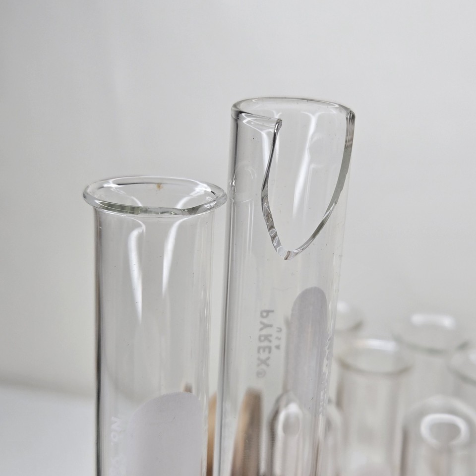 Vtg Pyrex No 9800 Glass Test Tube Set Of 18 W Holder Apothecary Science ...