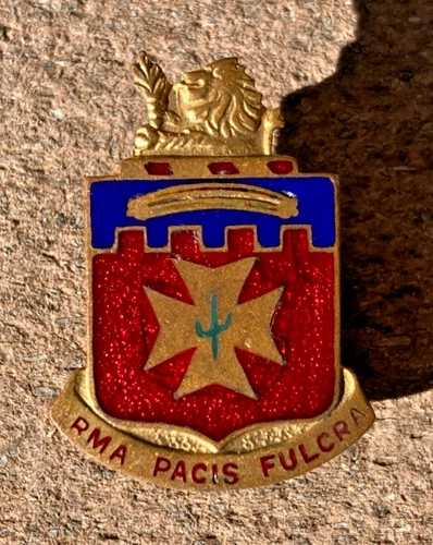 139th Field Artillery DI SB Distinctive Unit Insignia Pin WW2 US Army Military