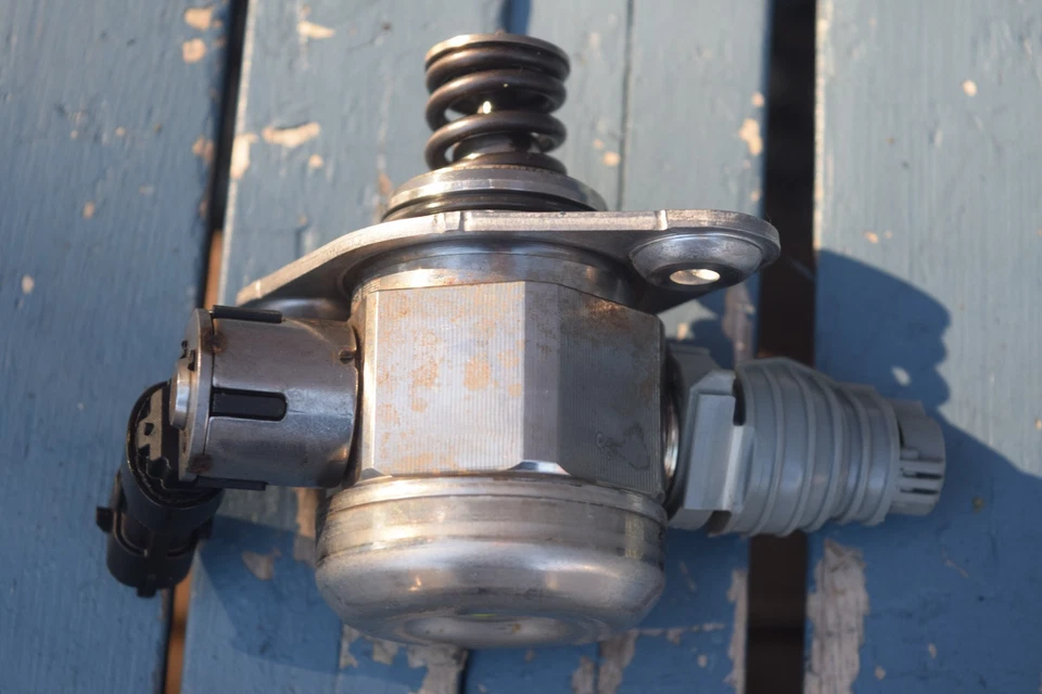 OEM 2015 2016 2017 Hyundai Sonata Veloster Accent 1.6L High Pressure Fuel Pump Foto 3 de 4