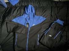 Nike Sweatsuit size  Large Brand New With Tags