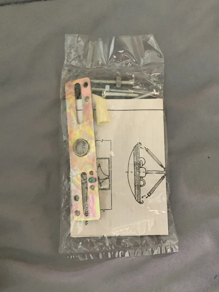 Accesorio de montaje empotrado de níquel de 2 luces Maxim Lighting 5881WTPB Foto 3 de 4