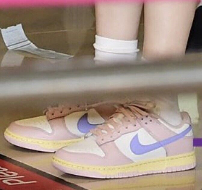 Nike Dunk Low - Pink Oxford Woman's Size 8.5 Mens Size 7 Nike Dunk Low - Pink Oxford Woman's Size 8.5 Mens Size 7