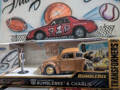 Jada Metals Diecast 1:24 Hollywood Rides Transformers Bumblebee & Charlie 