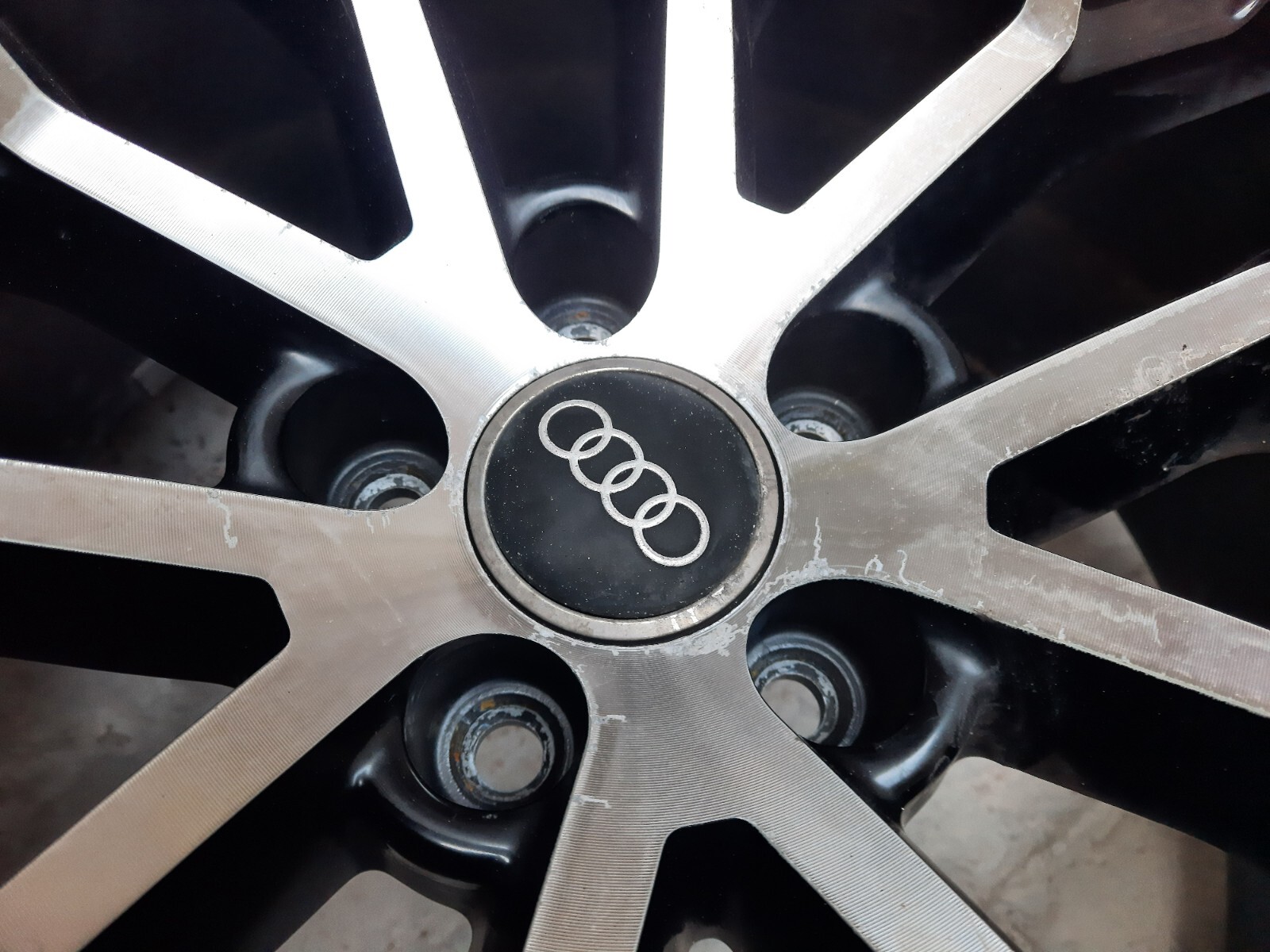 20" Audi R8 Plus Sport Alloy Wheels (Audi A4/A5/A6/A7/Q3/Q5/Q7/Q8/RS