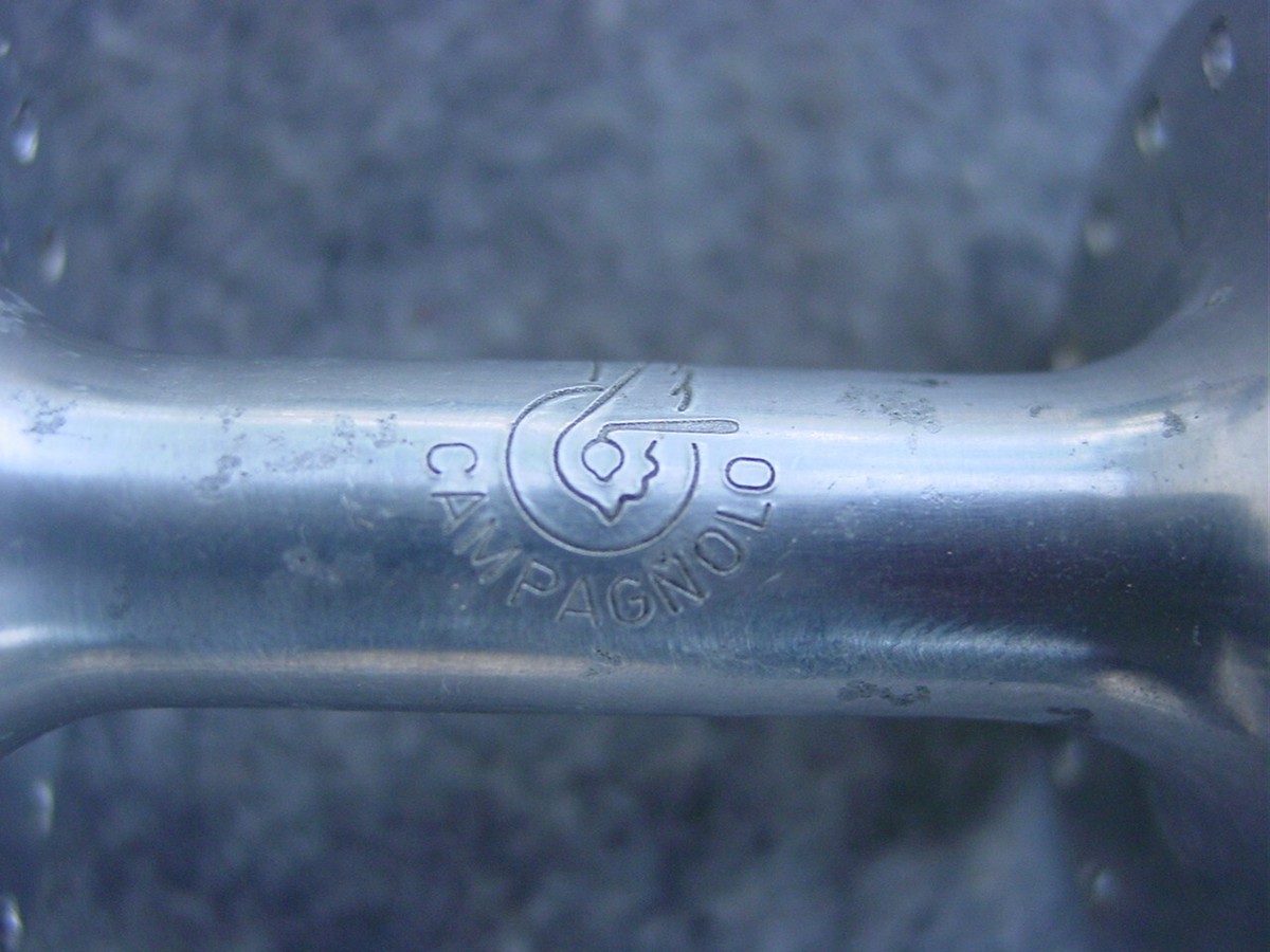 Moyeu Arrière Campagnolo Record 36 Trous - 121 Mm - Filetage Britannique BSA - Occasion