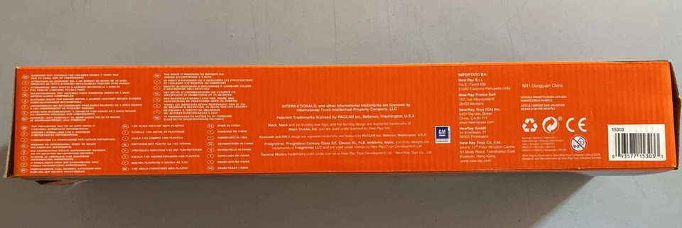 Camion Kenworth W900 con Rimorchio e Ruspa 1:43 Die-Cast Modellino Collezione - Immagine 2 di 3