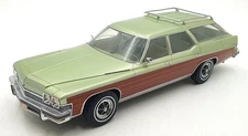 BOS Models 1/18 scale BOS094 - Buick Estate Wagon - Light Green/Wood 