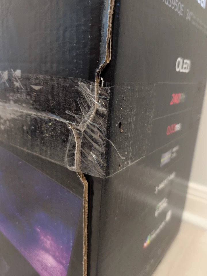 LG UltraGear 34" OLED Curved Monitor. 240Hz 0.03ms FreeSync / Nvidia G-SYNC -NEW - Image 3 of 4