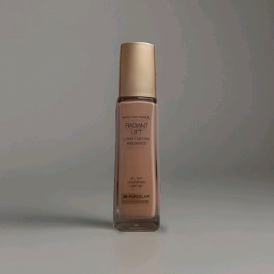 MAX Factor Radiant Lift Long Lasting Foundation 30 Porcelain  / BEIGE