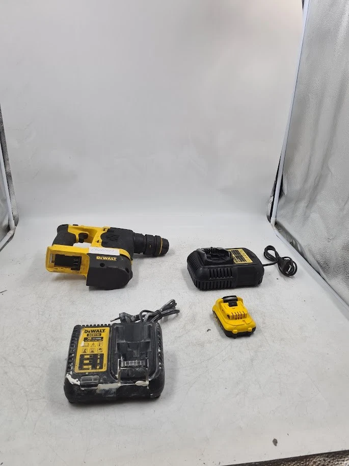 Lot of 4 DeWalt Tools - Not Working, For Parts - Image 2 of 4