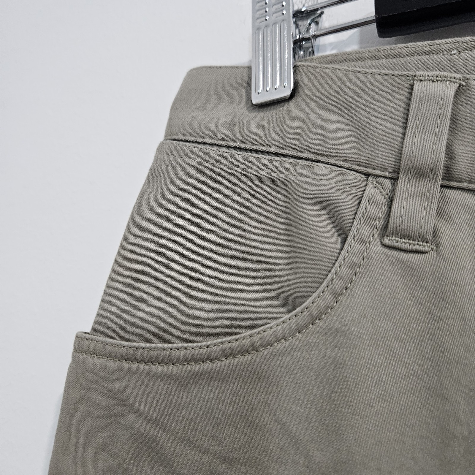 Lacoste Beige Chino Pants W30 L33 Slim Fit Cotton Stretch Zip Fly  thumbnail 12