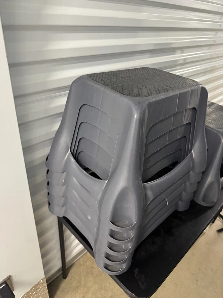 Lote de taburetes vintage Rubbermaid cuello áspero bisque de almendra Foto 4 de 4