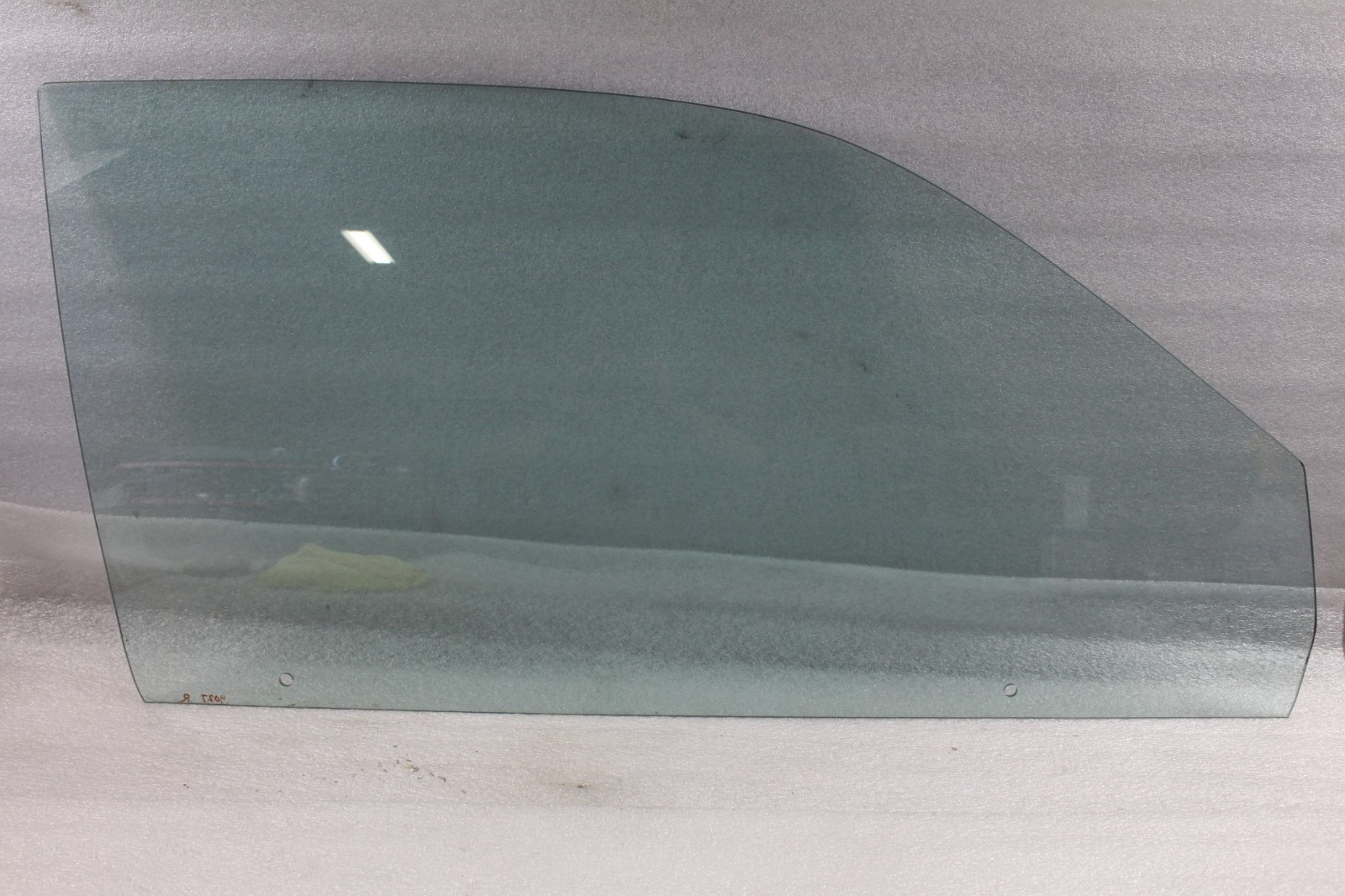 Ferrari Mondial, RH, Right, Front Door Glass, Used, P/N 60552700