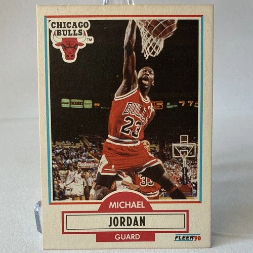 Fleer 1990-91 Michael Jordan #26 Base Set Chicago Bulls Basketball Card
