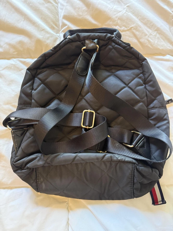 Tommy Hilfiger Mochila Mujer Negro Acolchado Nylon Mini Bolso Correas Ajustables Foto 4 de 4