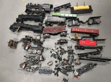 Lot Of American Flyer Locomotive's Shells , Engines 322,302,L2001 Other Parts