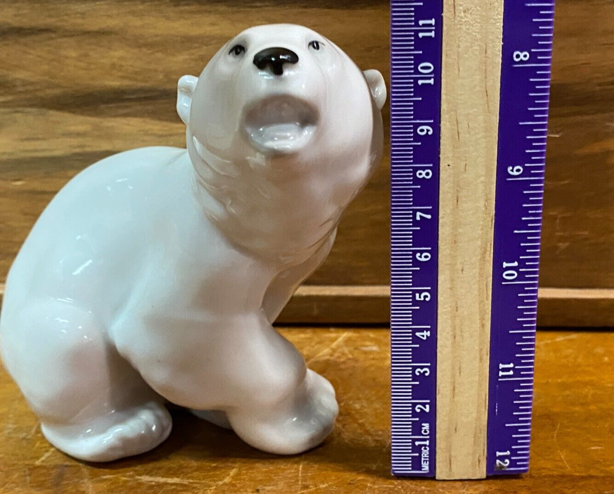 Lovely Lomonosov USSR Polar Bear Porcelain Figurine Made In Russia