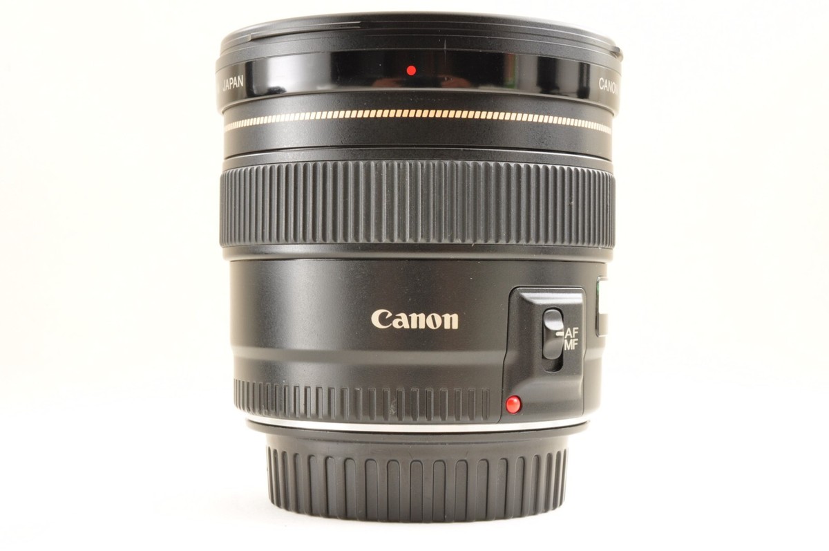 Canon EF 20mm F/2.8 USM Wide-Angle Prime Lens Excellent +5 Canon EF 20mm F/2.8 USM Wide-Angle Prime Lens Excellent +5