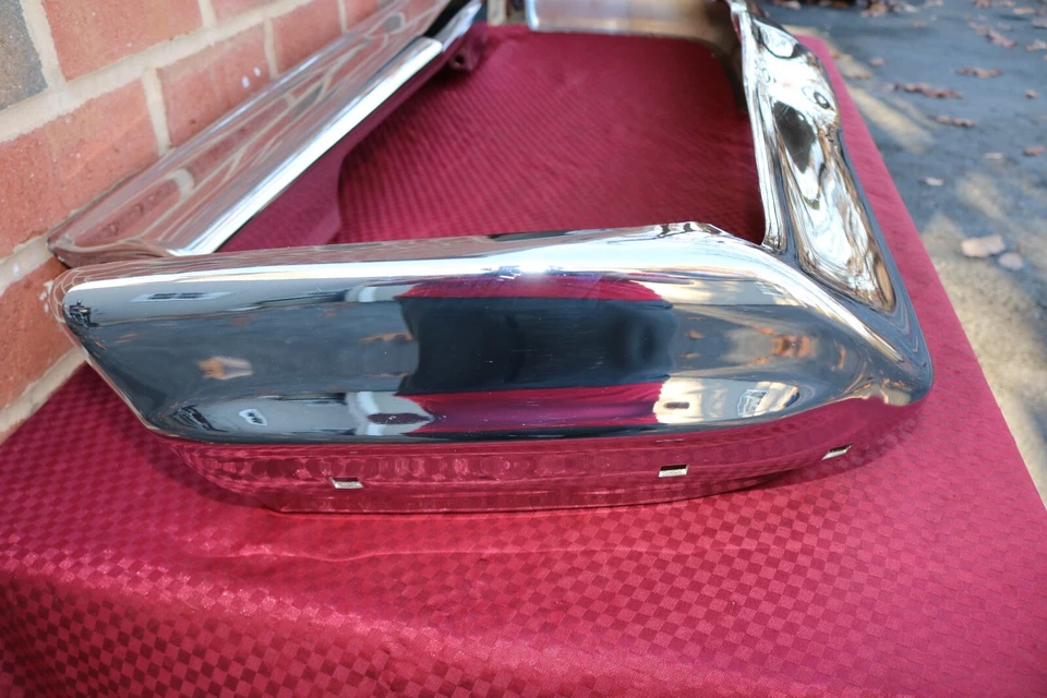 61 1961 CHEVROLET IMPALA BELAIR BISCAYNE NOS FRONT CHROME BUMPER 3772949 3772943 - Image 2 of 4