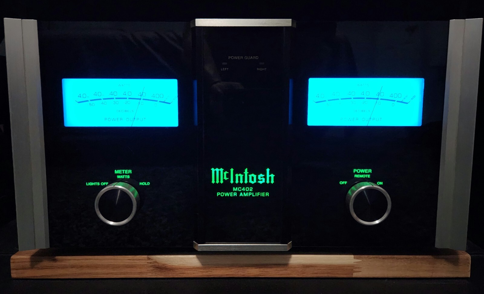 McIntosh MC402 Power Amplifier eBay