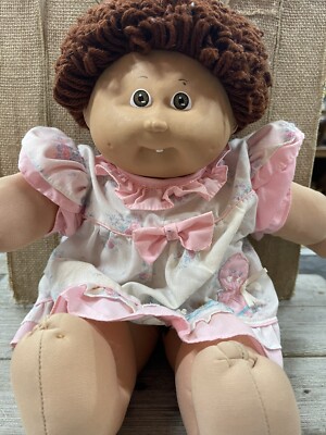 Vintage 1978-1982 Cabbage Patch Kids Doll Brown Hair Signed Xavier Roberts 