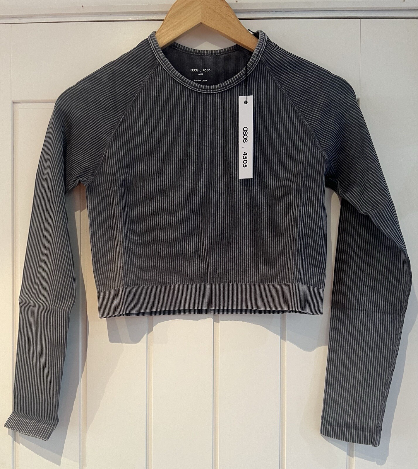 ASOS 4505 Washed Grey Long Sleeve Crop Top Size M