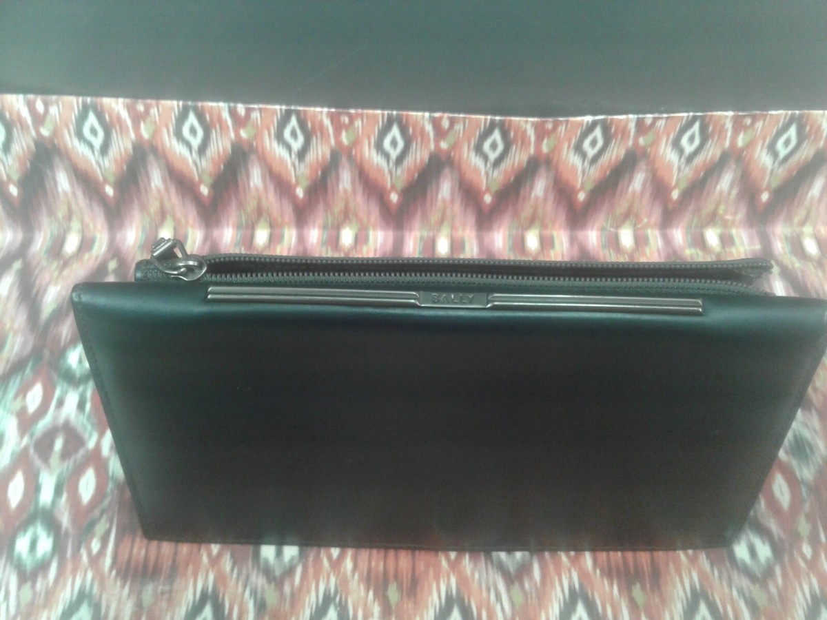 BALLY Black or dark blue Leather Long Bifold Wallet vintage snap closer