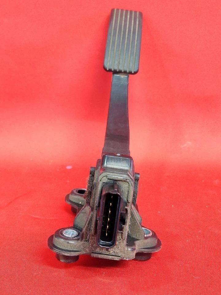 Педаль газа акселератора 2007-2020 Mopar Dodge Chrysler Jeep 4891585AE - Изображение 4 из 4