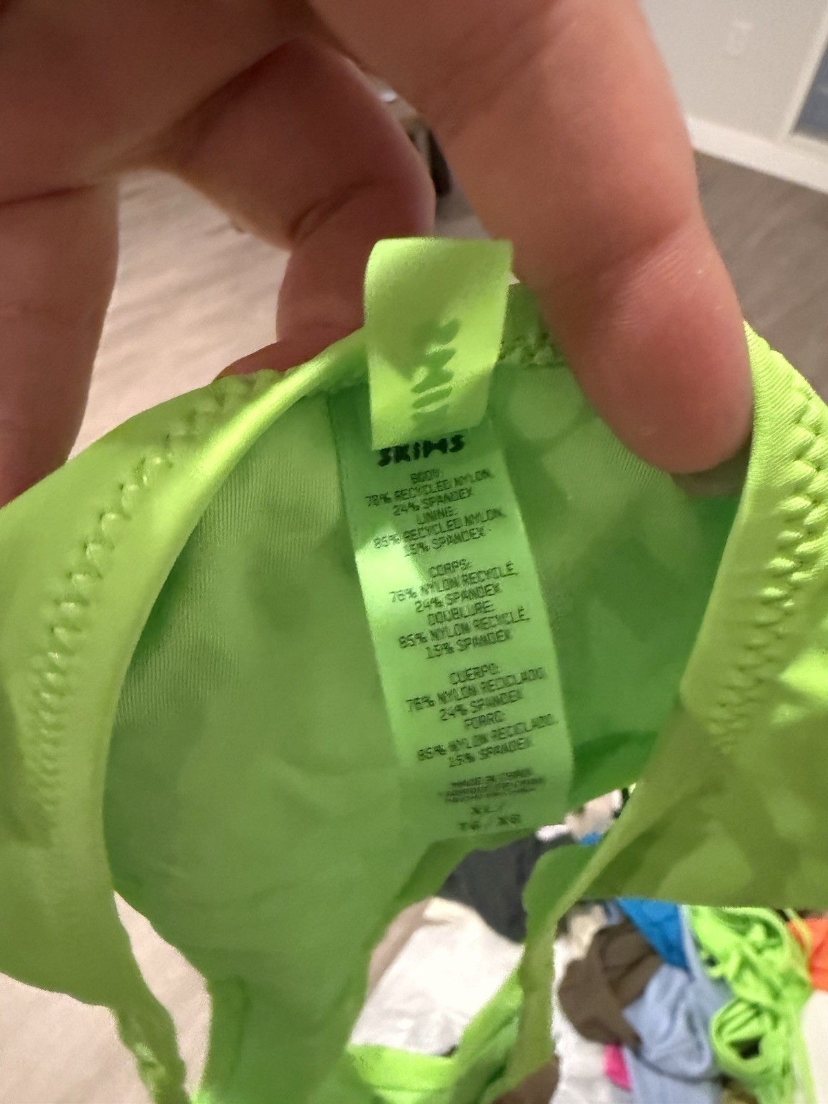 SKIMS Neon Green Solid Bikini Set Adjustable Stra… - image 4