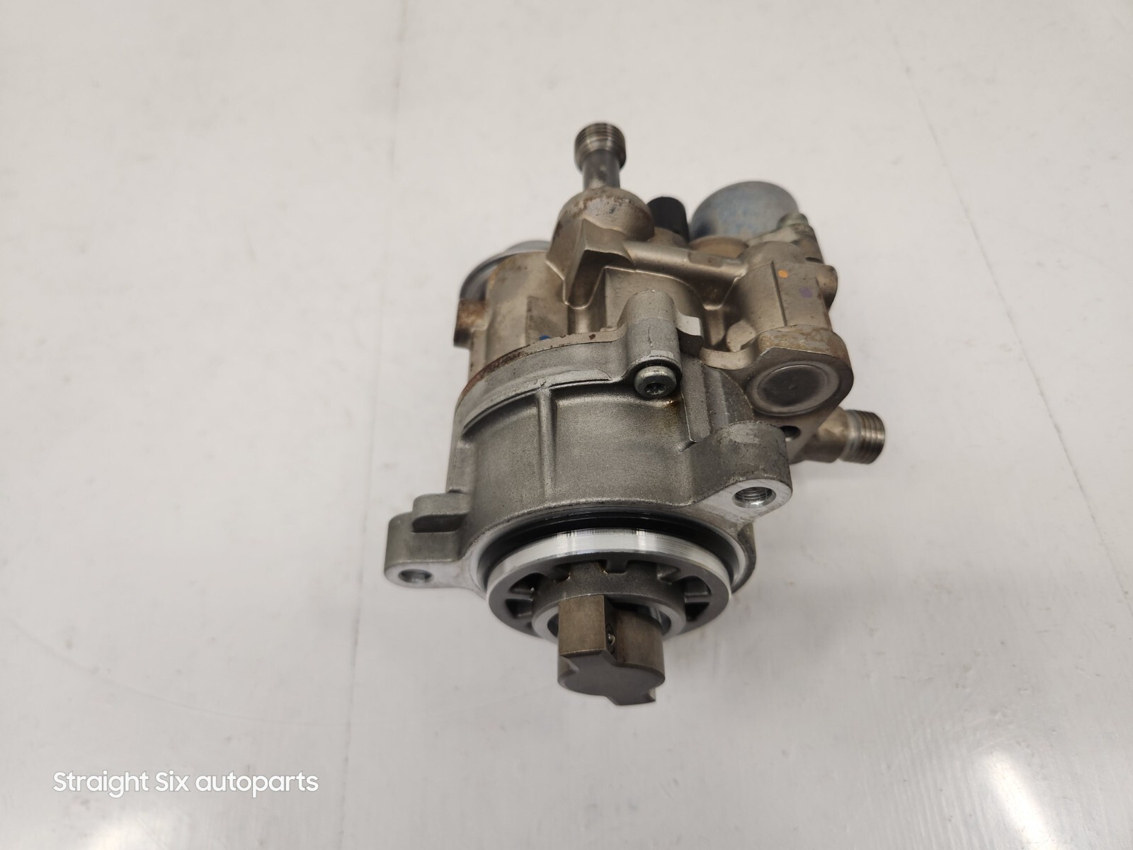 0713 OEM BMW E60 E82 E90 E92 F10 HPFP High Pressure Fuel Pump Engine