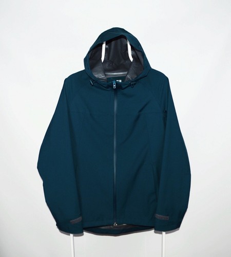 windbreaker jacket uniqlo