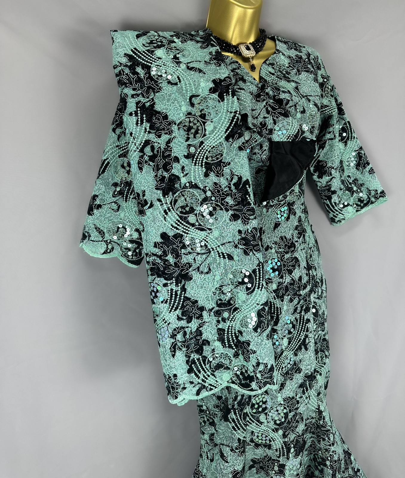 Turquoise/black patterned sequinned stunning occa… - image 7