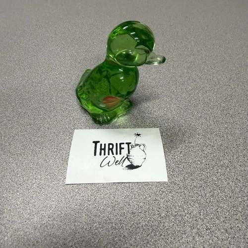 FENTON ART GLASS 2004 GREEN APPLE DUCKLING FIGURINE-D. CUTSHAW