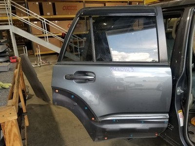 08 TOYOTA 4 RUNNER LIMITED DOOR GRAY 1E9 PASSENGER RIGHT REAR LESS MOULDING OEM