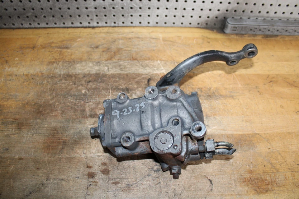 1985 Mercedes R107 380SL усилитель руля коробка передач 1164610401 - Изображение 2 из 4