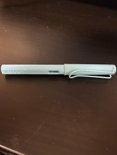 LAMY Safari Special Edition Aquasky Fountain Pen - 2023 - Broad Nib